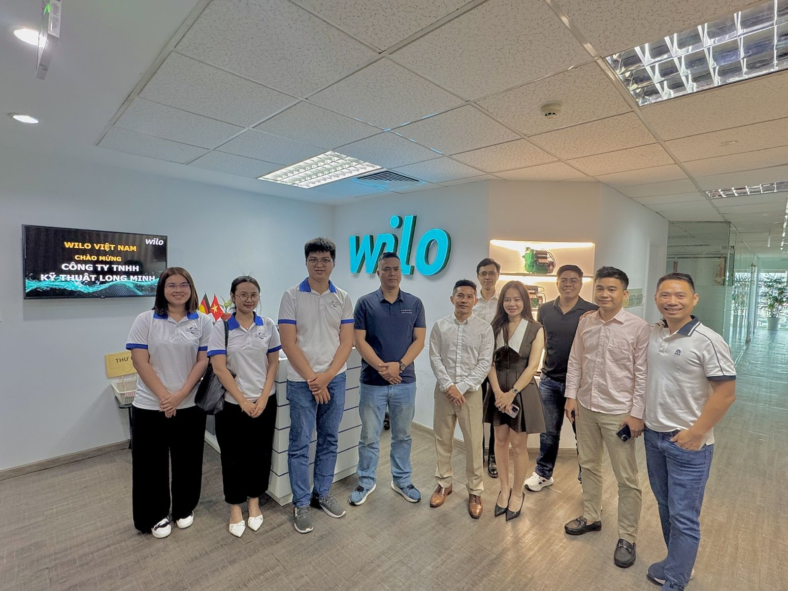 Thành viên đại diện hai công ty